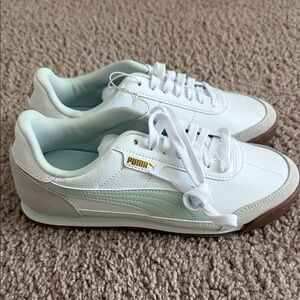 Puma White and Light Green Sneakers Brand New